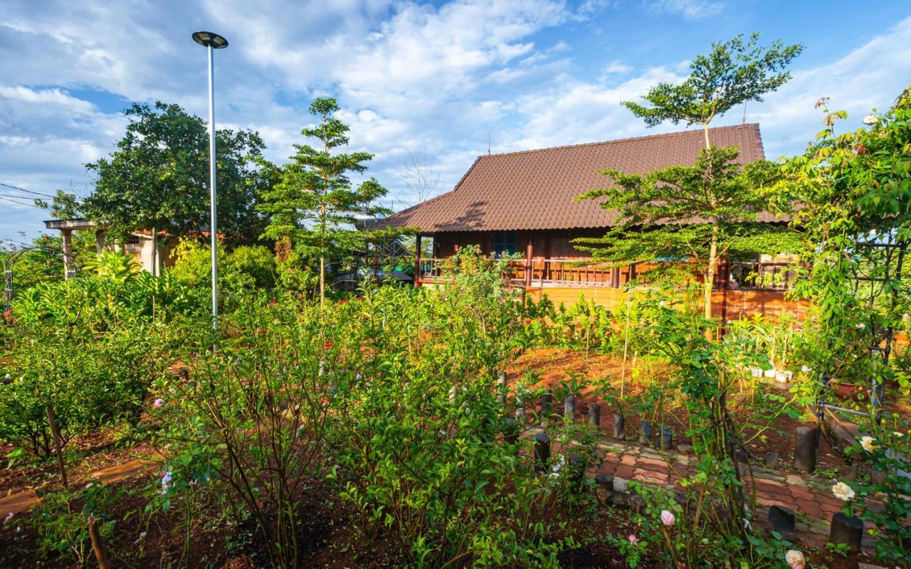 Phuong Nam Gia Trang Farmstay Gia Nghia Exterior photo